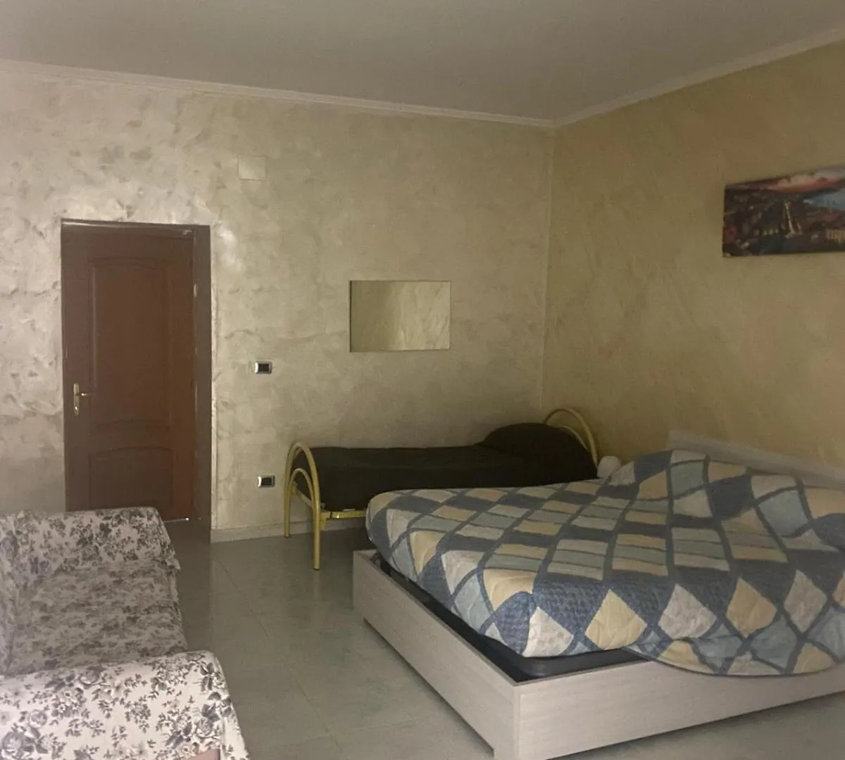 Apartment La Casa Di Vera Naples Italy